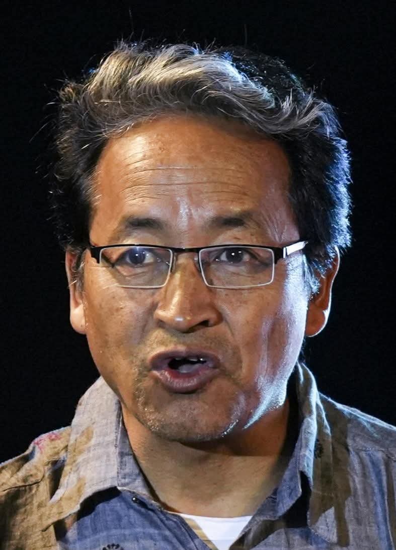 सोनम वांगचुक रिहा,फैसले और राजनैतिक परदे के पीछे की किरकिरी